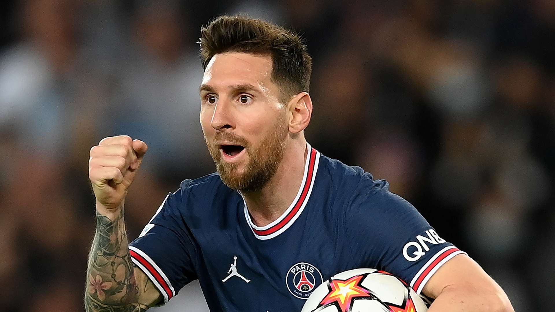 赛中段曾因 赛中段曾因